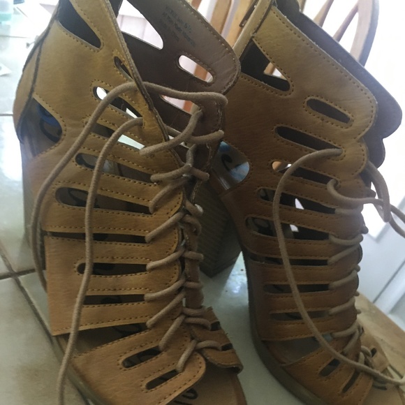 Rampage lace up shoe - Picture 2 of 2